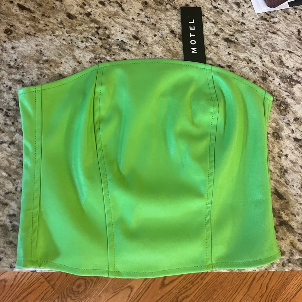 Motel rocks tube top